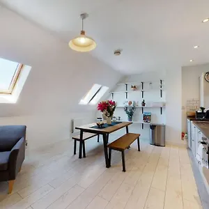  Apartment Stunning 1 Bedroom Flat In Peckham